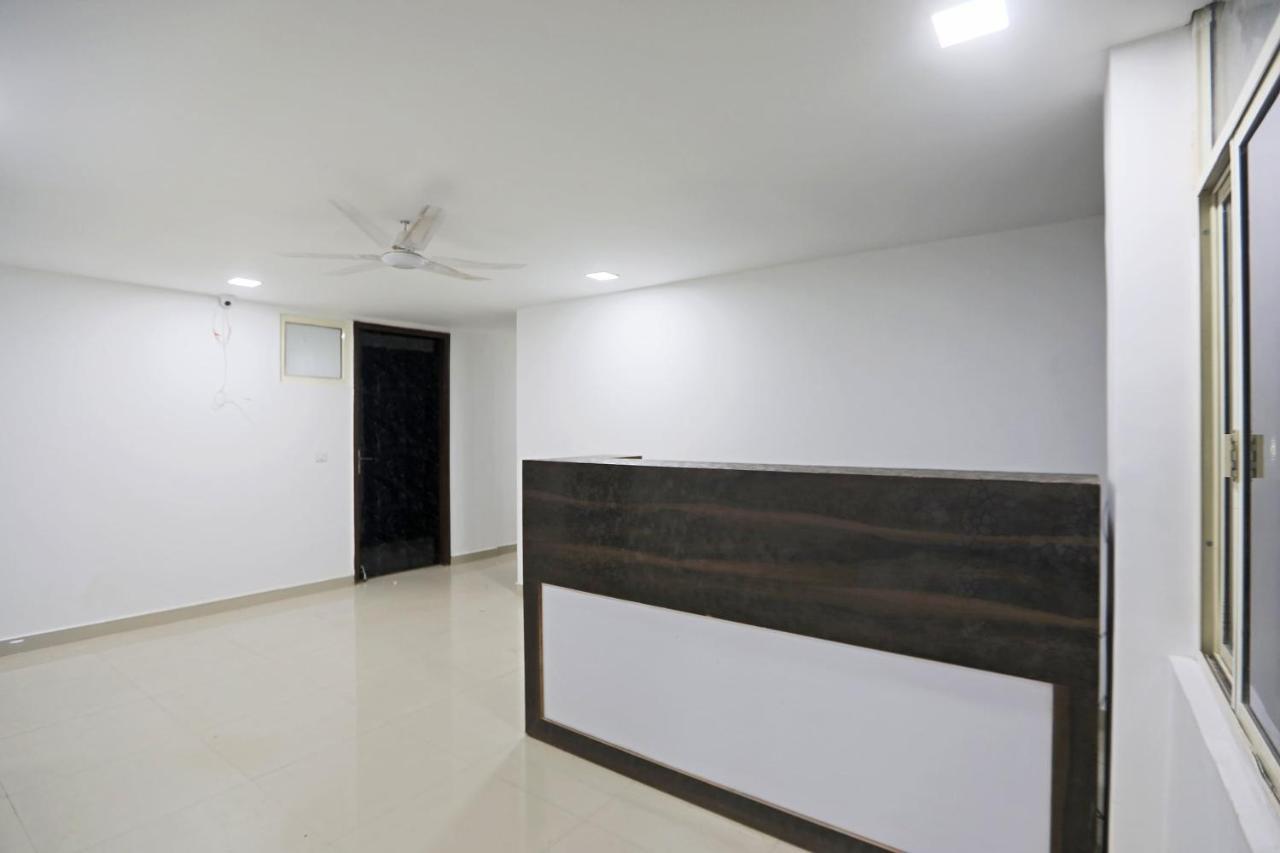 Hotel Townhouse South Lawn à New Delhi Extérieur photo