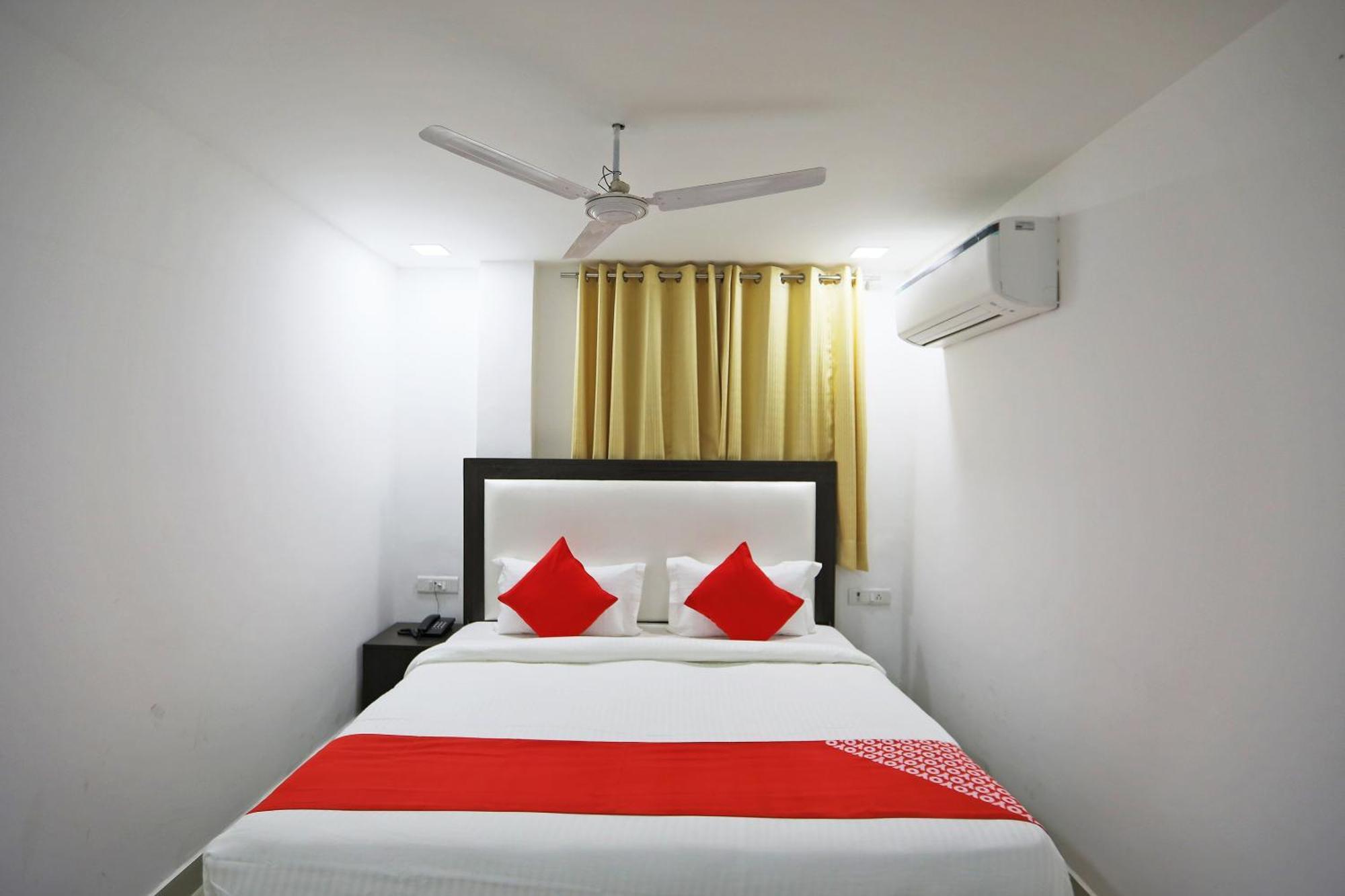 Hotel Townhouse South Lawn à New Delhi Extérieur photo
