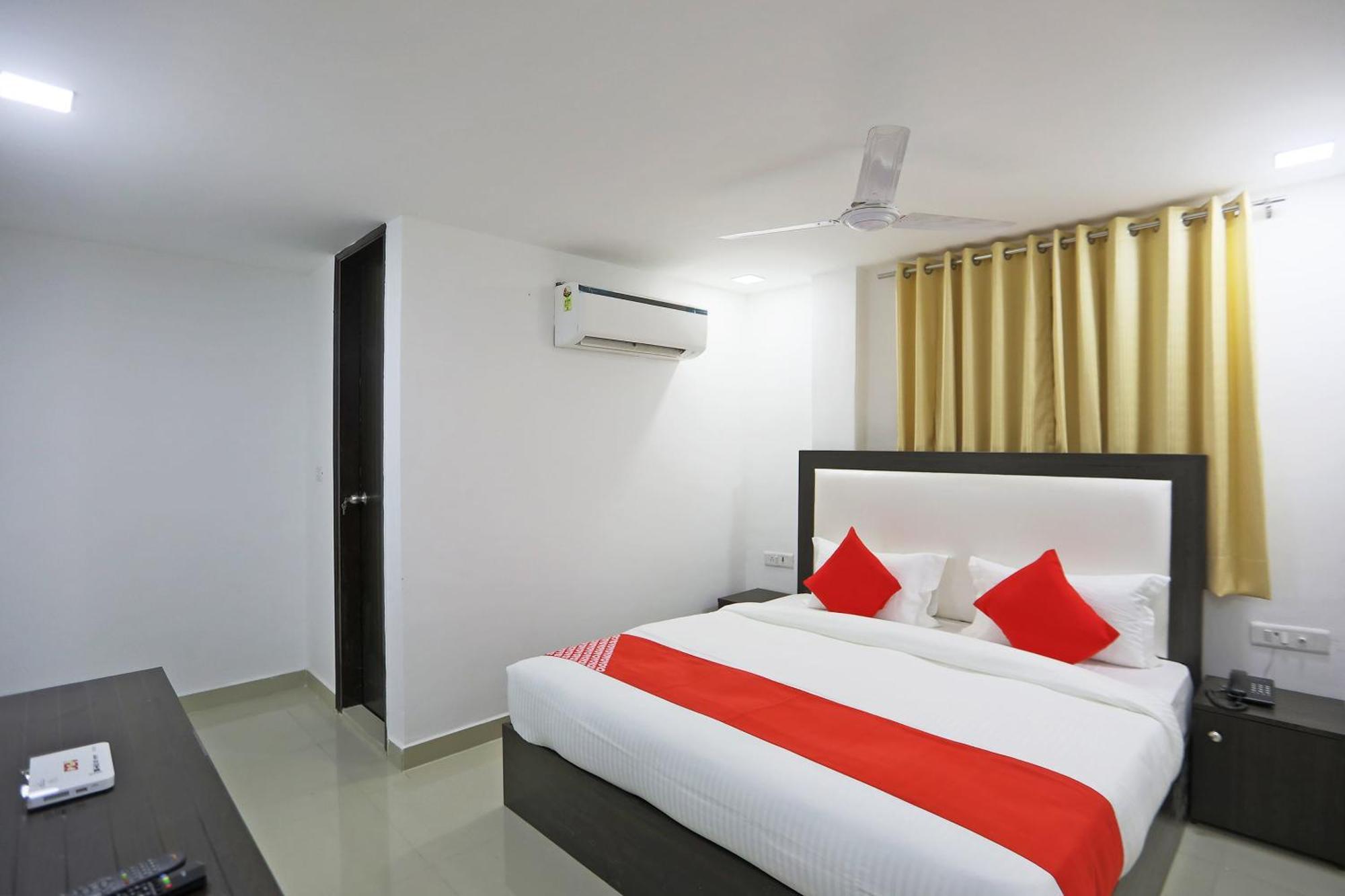 Hotel Townhouse South Lawn à New Delhi Extérieur photo