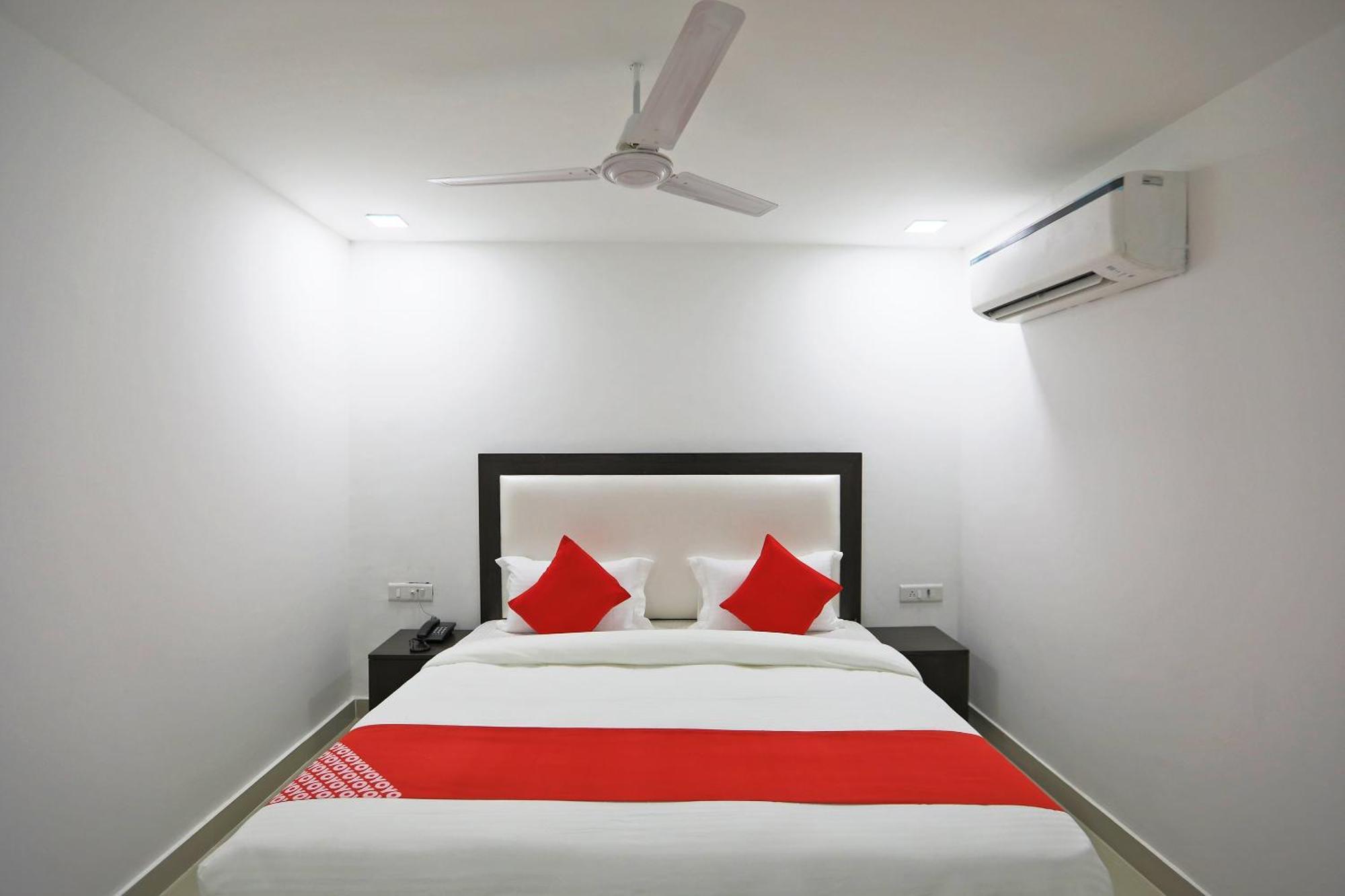 Hotel Townhouse South Lawn à New Delhi Extérieur photo